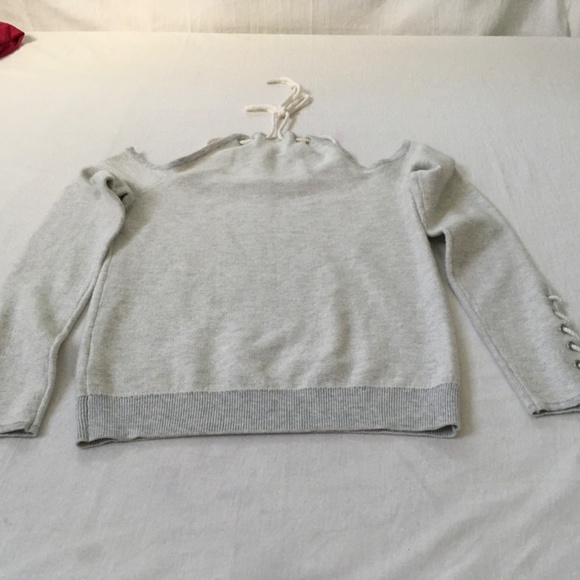 NWOT INTERMIX Off-Shoulder Rope Tie Sweatshirt Sweater Grey Small/Petite - Picture 7 of 13